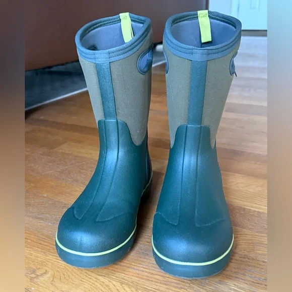 Kids Unisex Green Bogs Boots big kids size 6 nearly new - Picture 4 of 14